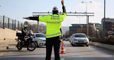 Yeni yargı paketi yolda! Trafik cezalarına hapis geliyor