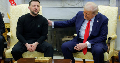 Beyaz Saray'da Trump ile Zelensky birbirine girdi