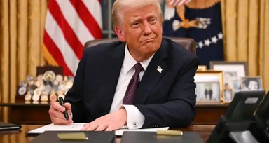 Trump çalışmalara başladı! ABD'ye seyahat yasağı listesi uzuyor