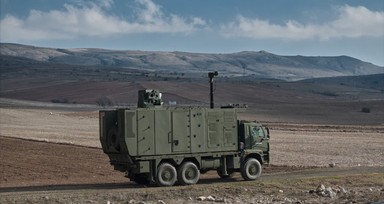 GÖKBERK mobil lazer silah sistemi FPV dronları başarıyla imha etti