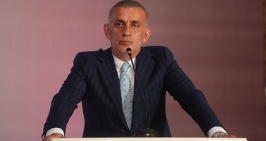 TFF Başkanı'nın yabancı hakem kararı Beşiktaşlıları kızdırdı