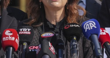 DEM Parti Grup Başkanvekili Koçyiğit'ten Suriye açıklamaları