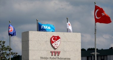 Dört büyükler "çirkin ve kötü tezahüratları" sebebiyle PFDK'ya sevk edildi