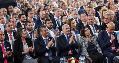 CHP'de kurultay kaosu! "Kılıçdaroğlu neden aday olup kurultayı meşrulaştırsın ki?"