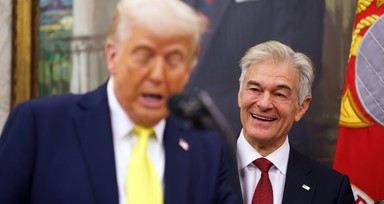 Dr. Öz'ün torunu Trump'ın konuşması sırasında bayıldı