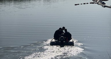 Edirne'de Meriç Nehri'nde kaybolan çocuk için arama çalışmaları başlatıldı