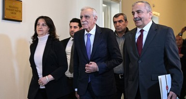 DEM Parti heyeti İmralı yolunda: Sırrı Süreyya Önder yerine o isim heyette