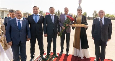 TBMM Başkanı Kurtulmuş Kırgızistan'da