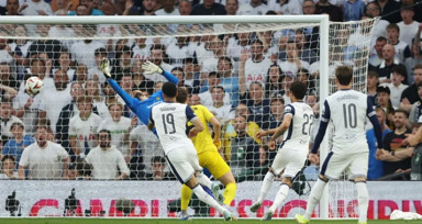 Avrupa Ligi'nde Manchester United ve Tottenham avantajı kaptı