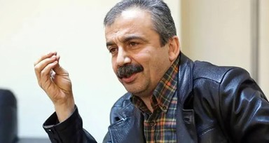 Ünlülerden Sırrı Süreyya Önder'e veda: Çok erken gittin abi