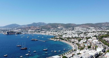 Bodrum bu yıl da cep yakacak! Sezonda oda fiyatları 43, plaj ücreti de 6 bin TL'ye kadar çıkıyor