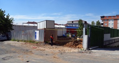Sancaktepe'de inşaat göçüğü: İki işçi kurtarıldı