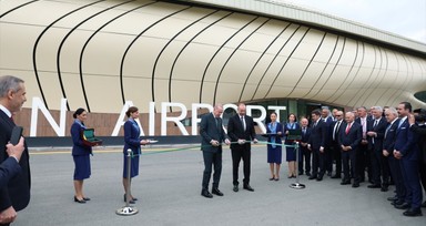 Azerbaycan'ın bağımsızlığının 107. yılı | Cumhurbaşkanı Erdoğan Laçın Havalimanı'nın açılışını yaptı