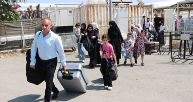 Suriyelilerin ülkelerine dönüşü hız kazandı