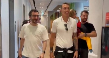 Galatasaray kariyerini sonlandıran Muslera, İstanbul'dan ayrıldı