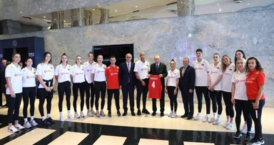 Cumhurbaşkanı Erdoğan, Filenin Sultanları'nı kabul etti