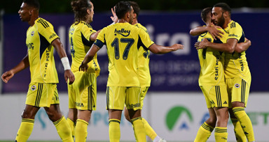 Fenerbahçe, Uniao Leiria karşısında 2 golle kazandı