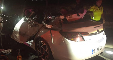 Bursa'da trafik kazasında aynı aileden 3 kişi öldü, 1 kişi yaralandı