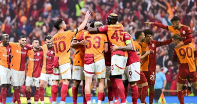 Galatasaray, iki yıldız ismin sözleşmesini uzattı!