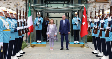 Erdoğan-Meloni zirvesinden ilk görüntüler