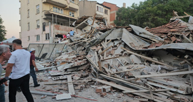 Sındırgı'da ağır hasarlı bağımsız bölüm sayısı 615’e yükseldi