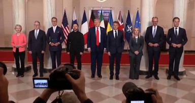Mikrofon açık kaldı! Trump'ın Putin hakkında Macron'a söyledikleri gündem oldu