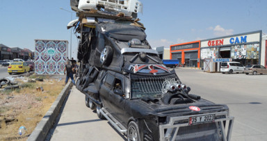 Bilim kurgu filmlerindeki araçları andıran modifiye otomobil, trafikten menedildi