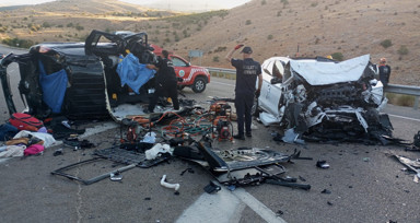 2 ayrı noktada 2 feci kaza: 7 can kaybı