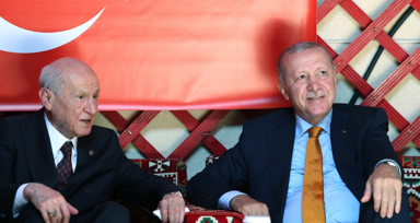 Cumhurbaşkanı Recep Tayyip Erdoğan ve MHP Lideri Devlet Bahçeli Ahlat'ta