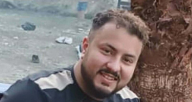 Fabrikasında ölen işçiyi yol kenarına attı