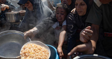 Gazze’de can kaybı 64 bin 871’e yükseldi