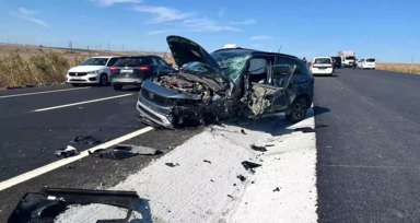 Tekirdağ'da 3 aracın karıştığı kaza; 6 yaralı