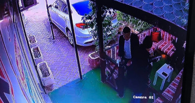 Elazığ'da gazeteci Koca'ya silahlı saldırı anı kameraya yansıdı