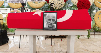 Oyuncu Arif Erkin Güzelbeyoğlu son yolculuğuna uğurlandı