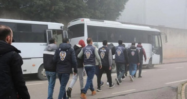 Sahte araç kiralama şebekesine büyük operasyon: 102 milyon liralık vurgunda 74 gözaltı