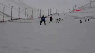 Palandöken sezonu suni karla açtı