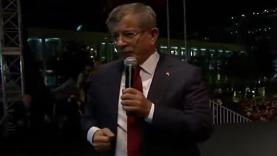 Halk TV Ahmet Davutoğlu'nun konuşmasını yarıda kesti