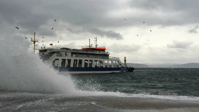 Deniz ulaşımına "hava" engeli: Çok sayıda sefer iptal