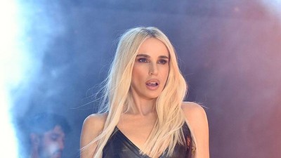 Gülşen'den 'bangır bangır' gönderme:  Aranızda emniyetten kimse var mı?