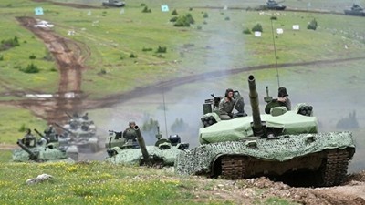 Sırbistan ve Kosova arasında gerginlik: Orduya 'Hazır ol' talimatı verildi