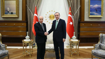 Külliye'de önemli kabul! Cumhurbaşkanı Recep Tayyip Erdoğan, MHP Genel Başkanı Devlet Bahçeli’yi kabul etti