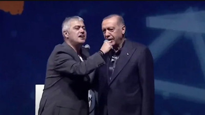 Cengiz Kurtoğlu'ndan Cumhurbaşkanı Recep Tayyip Erdoğan'a şarkı sürprizi: Duyanlara duymayanlara...