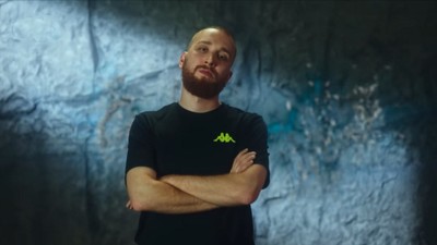Survivor Aziz kimdir, kaç yaşında, nereli?
