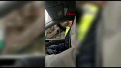 Değnekçilik yapan 2 kişi suçüstü yakalandı