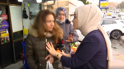 Kanal 7 muhabiri Meryem Nas Mercan'ın başörtüsüne çirkin saldırı!
