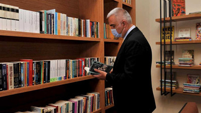 Rami Kütüphanesi'nin açılışında konuşan Bakan Mehmet Nuri Ersoy kütüphanenin İstanbul'un en büyüğü ve Avrupa'nın sayılı kütüphanelerinden olduğunu söyledi