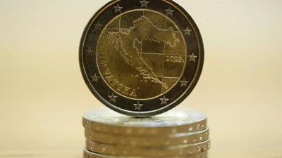 Hırvatistan'da sadece euro kullanılmaya başlandı
