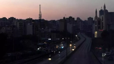 Lübnan'da 1 günde sadece 1 saat elektrik veriliyor