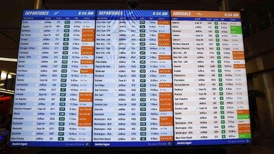 ABD'deki uçuş krizi sebebi belli oldu! Yetkili makamdan açıklama: Tüm dosyaları silmiş