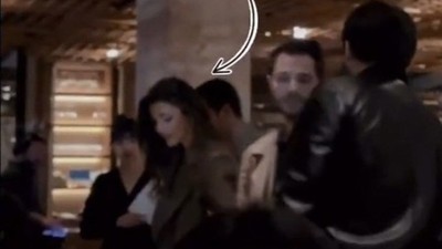 Hande Erçel-Hakan Sabancı aşkı ilk kez görüntülendi! İşte o anların videosu